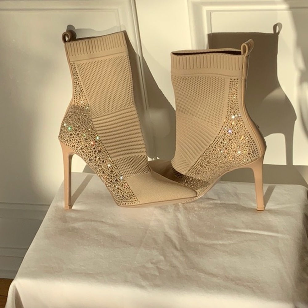 Tan Heeled Boots with Chunky Heel and Platform